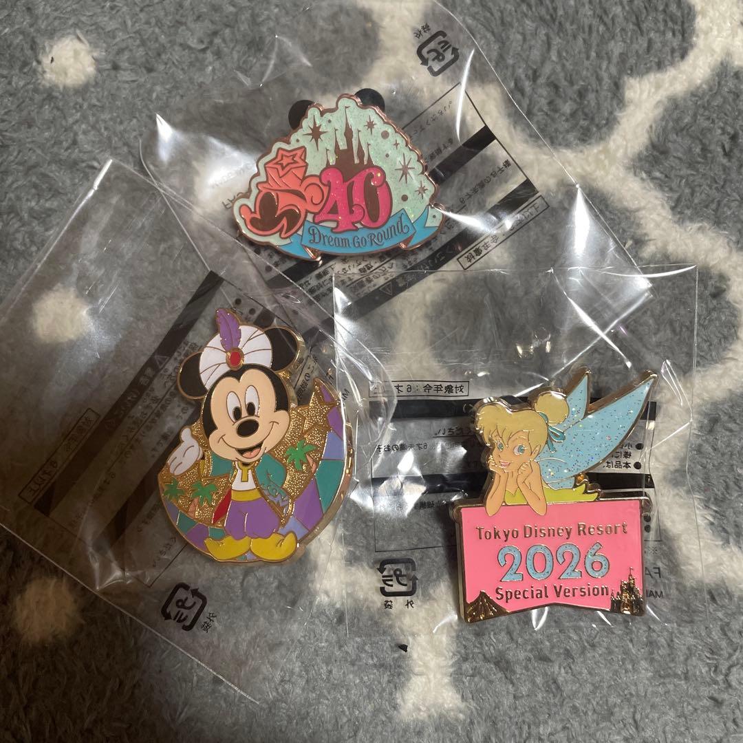 東京ディズニーリゾート ピンバッジ 3点セット - メルカリ