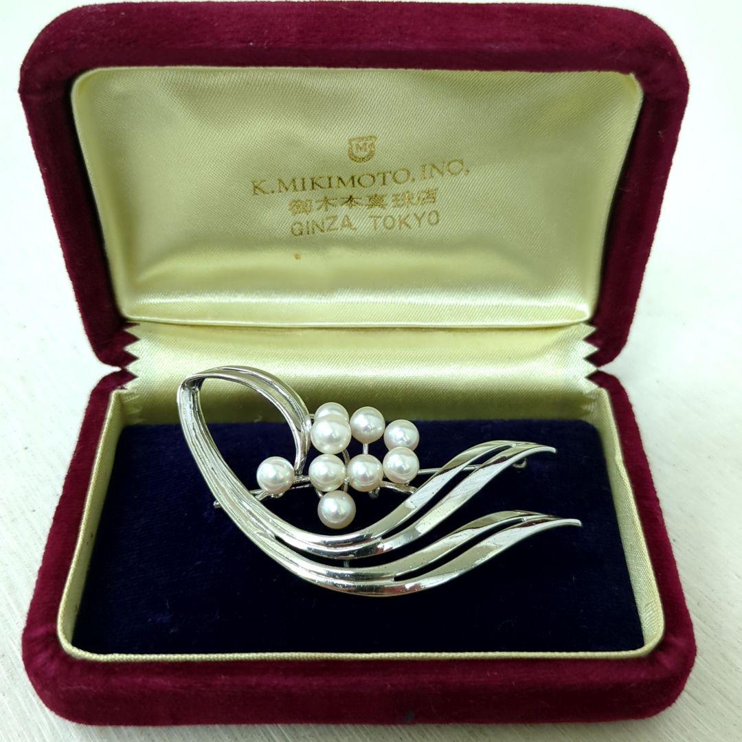 MIKIMOTO ミキモト パール 9粒 シルバー ブローチ MIKIMOTO ミキモト パール 9粒 シルバー ブローチ | Einkaufen bei