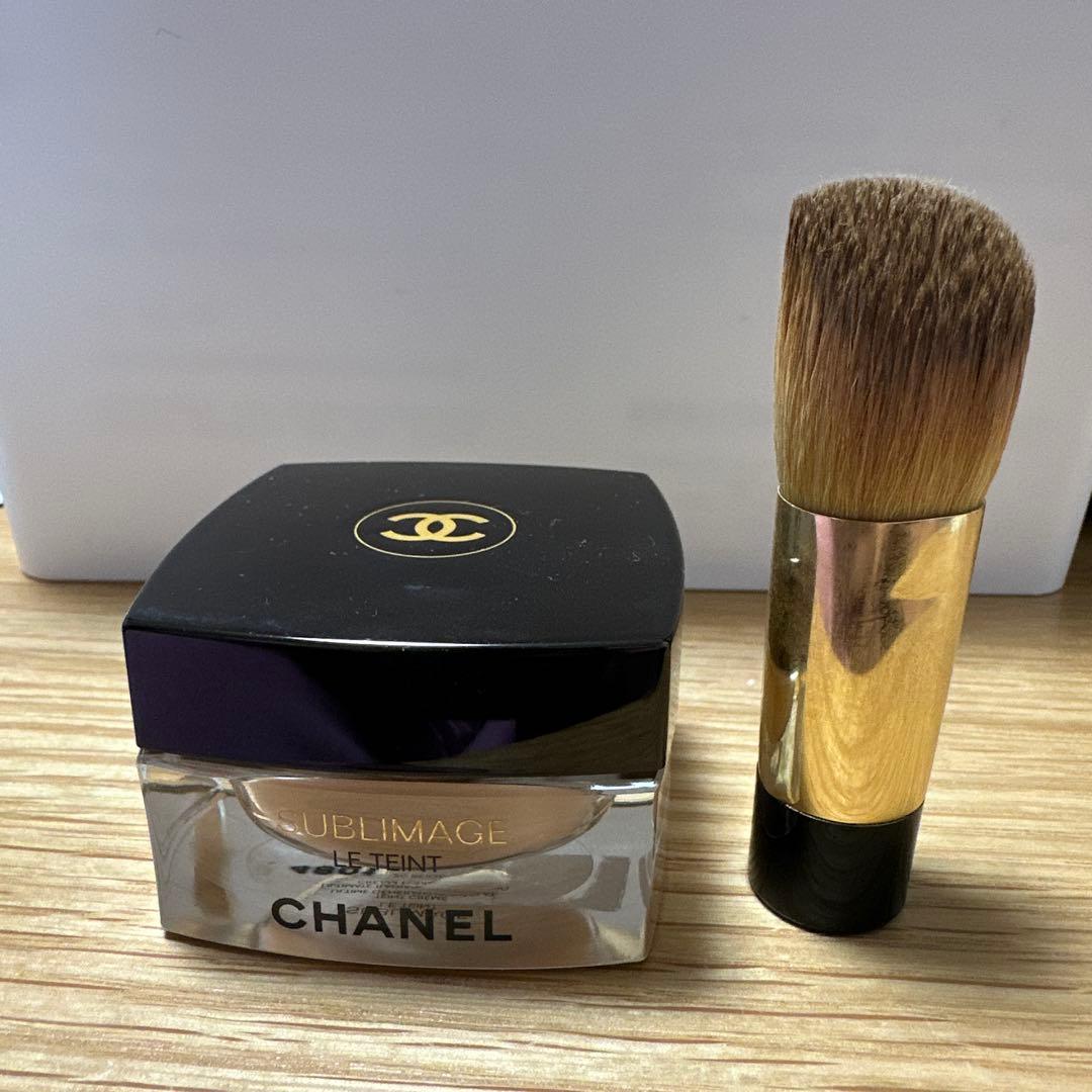 CHANEL SUBLIMAGE LE TEINT & ブラシ sublimage-l-essence-de-teint-