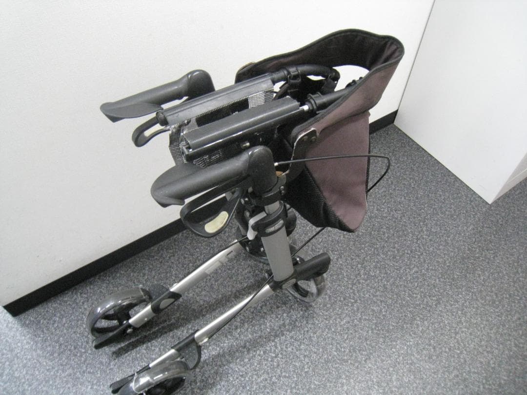 ハンディウォークL GEMINO 30 歩行器 歩行車 パナマウントベッド