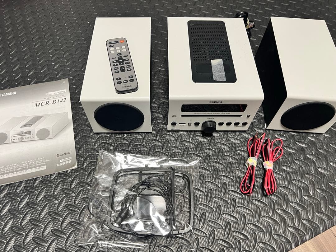 YAMAHA MCR-B142 ヤマハ マイクロコンポ 付属品一式 希少　美品 YAMAHA MCR-B142 ヤマハ マイクロコンポ 付属品一式 希少 美品 - メルカリ