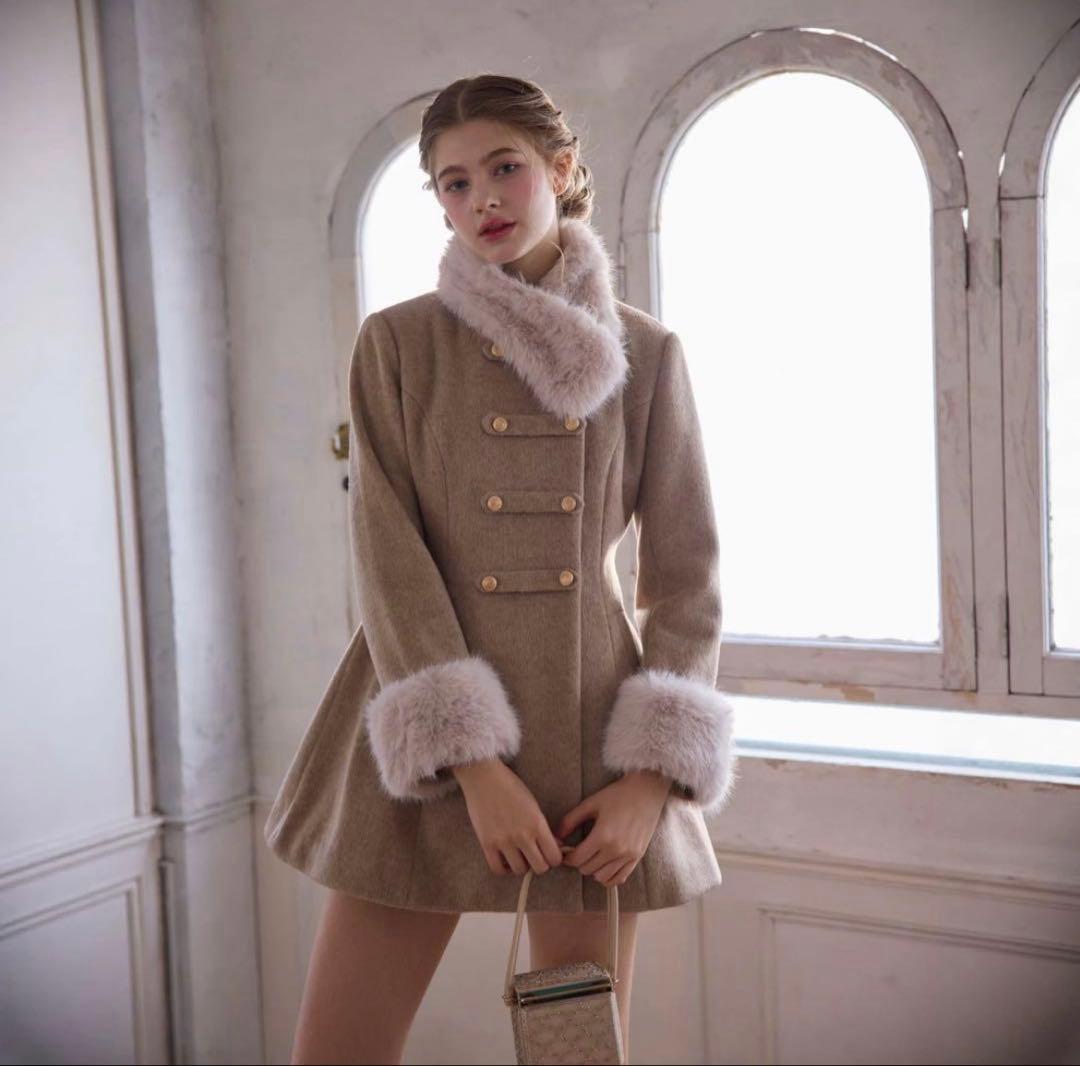 Treat Urself Muse fur flare coat