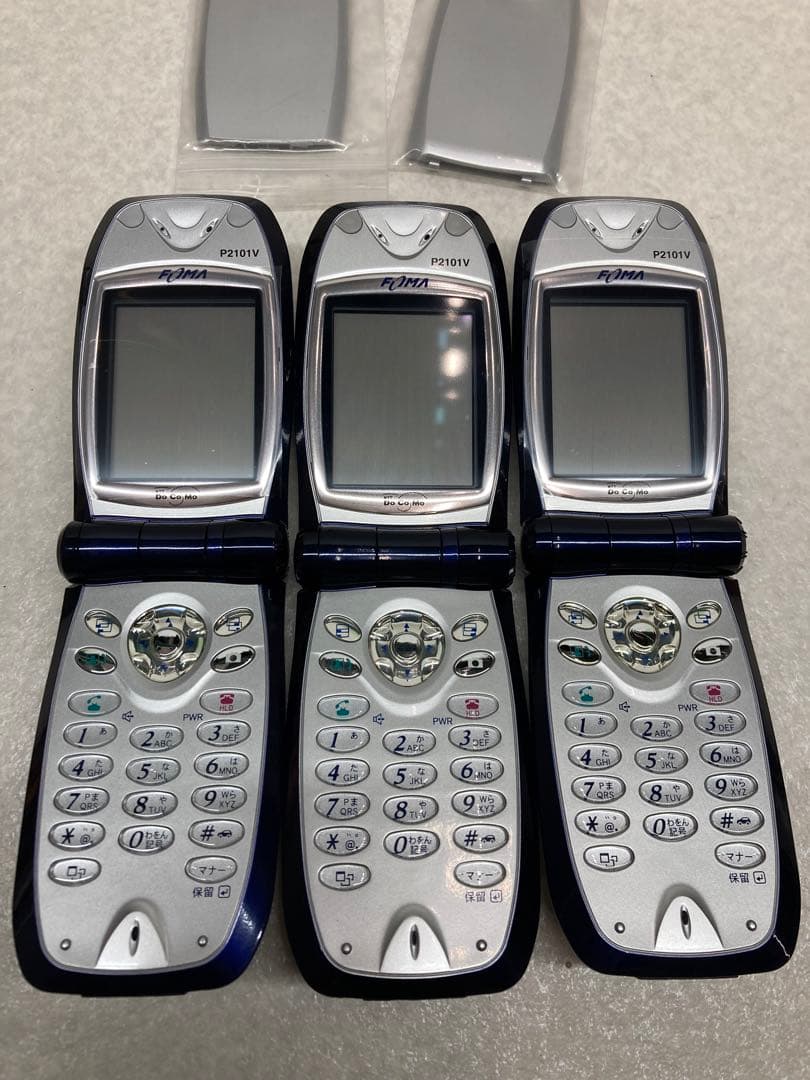 未使用に近い 希少 激レア DoCoMoドコモ初代FOMA P2101V 3台 - メルカリ