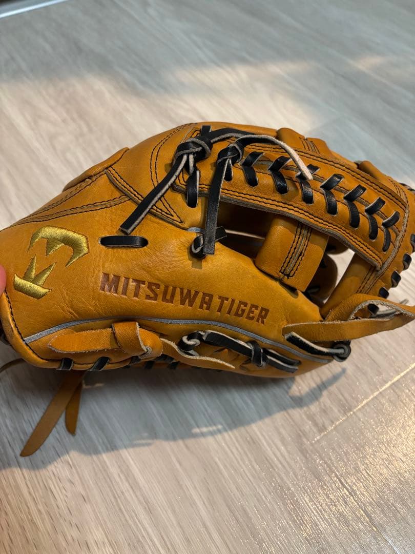MITSUWA TIGER 軟式グローブ REVOLTA ブラウン 美津和タイガー（MITSUWA TIGER） 交換往復送料無料 グローブ 軟式
