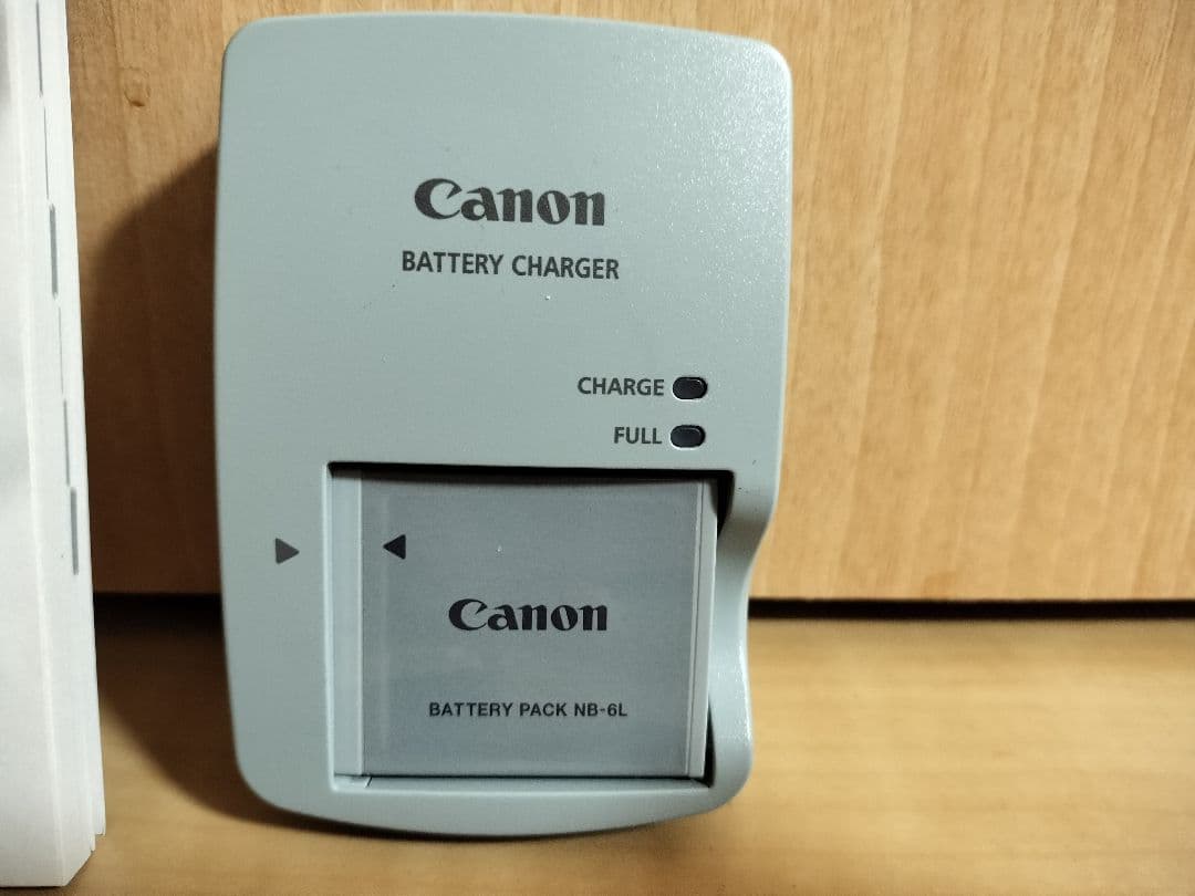 CANON IXY 10s 14.1メガピクセル 充電器 取説 デジカメ