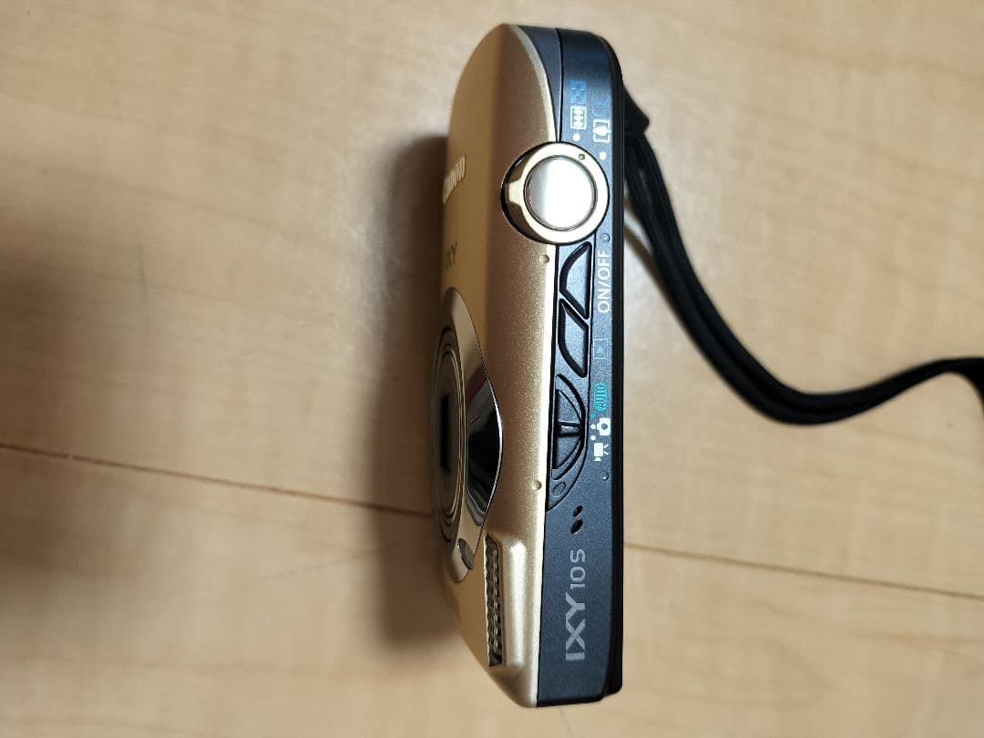 CANON IXY 10s 14.1メガピクセル 充電器 取説 デジカメ