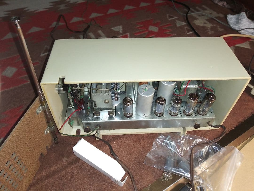 珍品 白砂電機 SILVER 昭和レトロ真空管ラジオ クリアランス