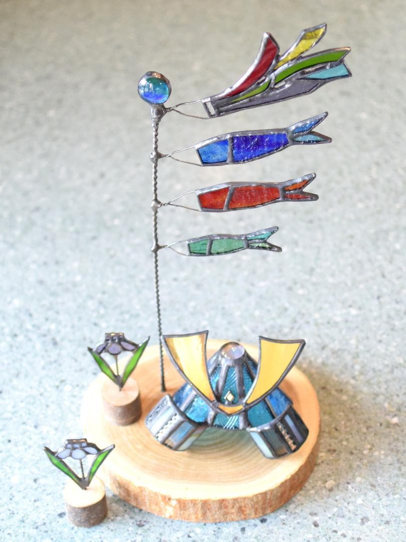 ステンドグラスの鯉のぼりと菖蒲とミニ兜(子供の日2点セット・KOI21