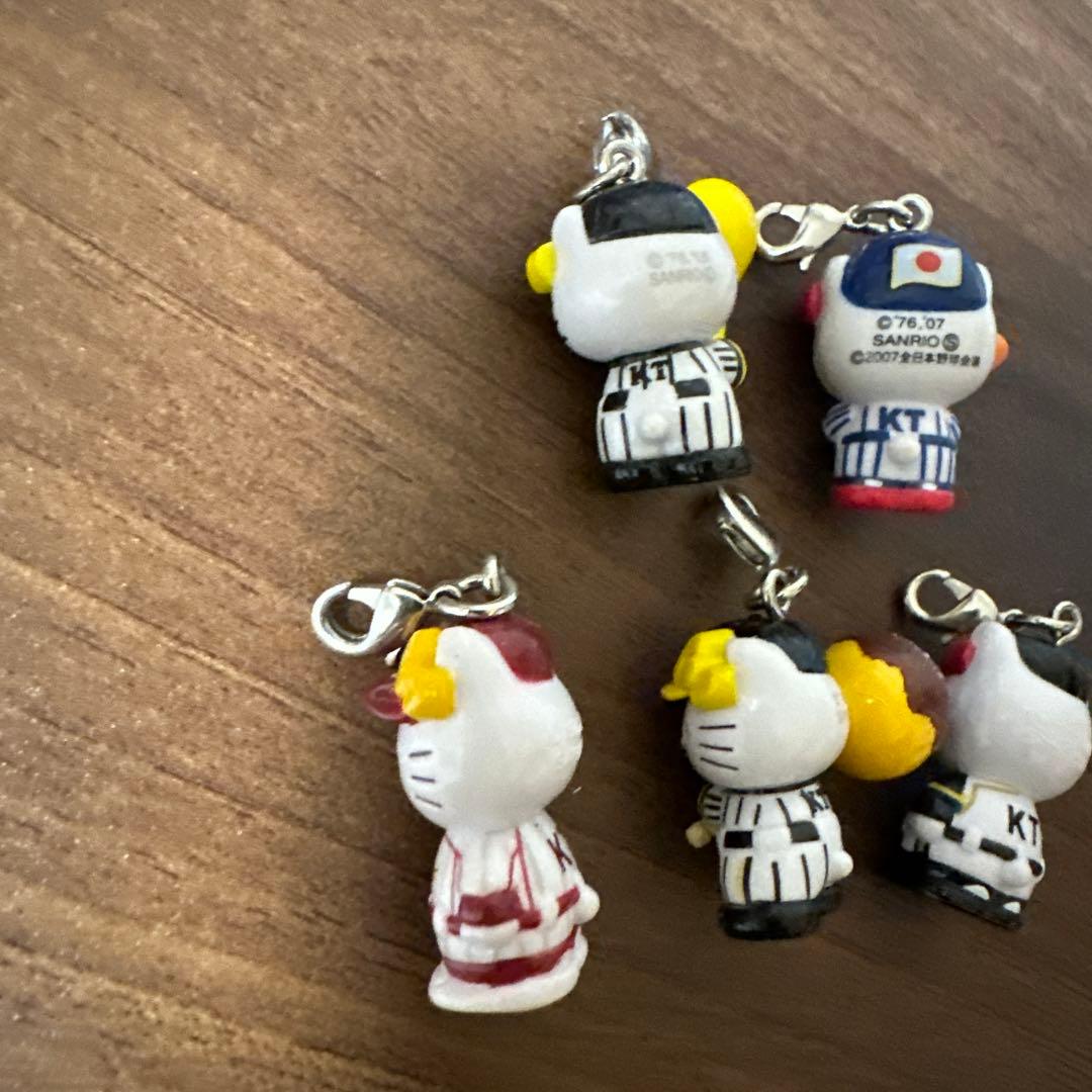 ご当地キティ 野球 球団 ファスナーマスコット 5点セット - メルカリ