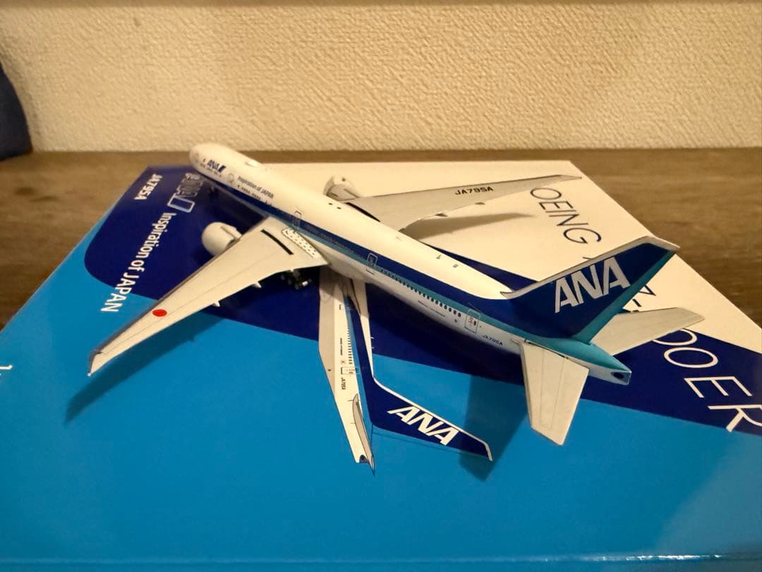 1/400 ANA 777-300ER JA795A - メルカリ