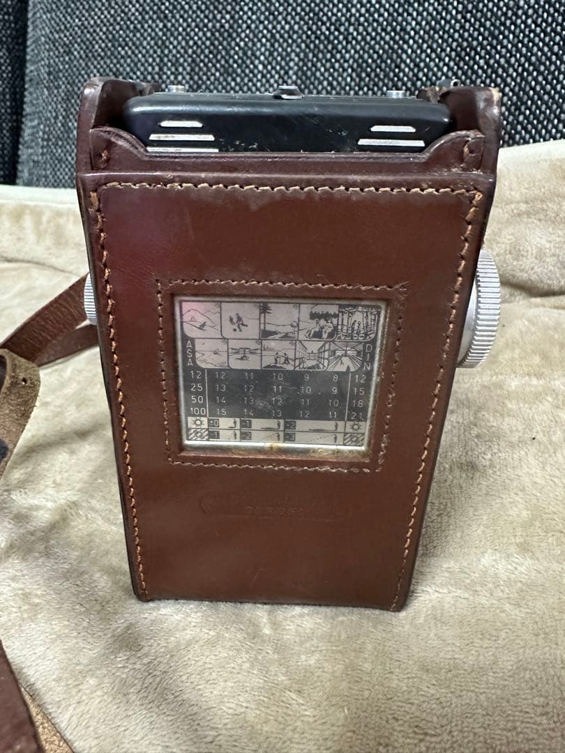 ドイツ製 Rolleicord 二眼レフカメラ ローライコードレザーケース付き