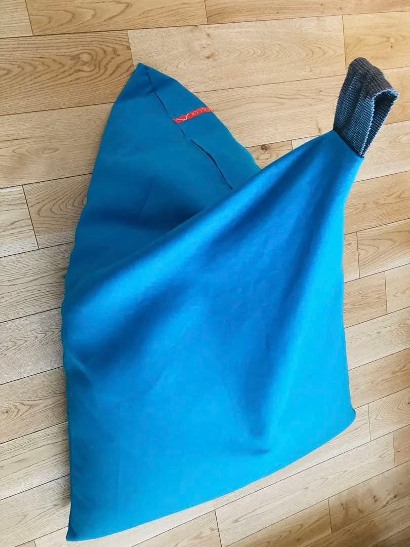 tetra CHENILLE 青 ビーズクッション【未使用に近い】※送料無料※ tetra CHENILLE 青 ビーズクッション【未使用に近い】※送料無料※