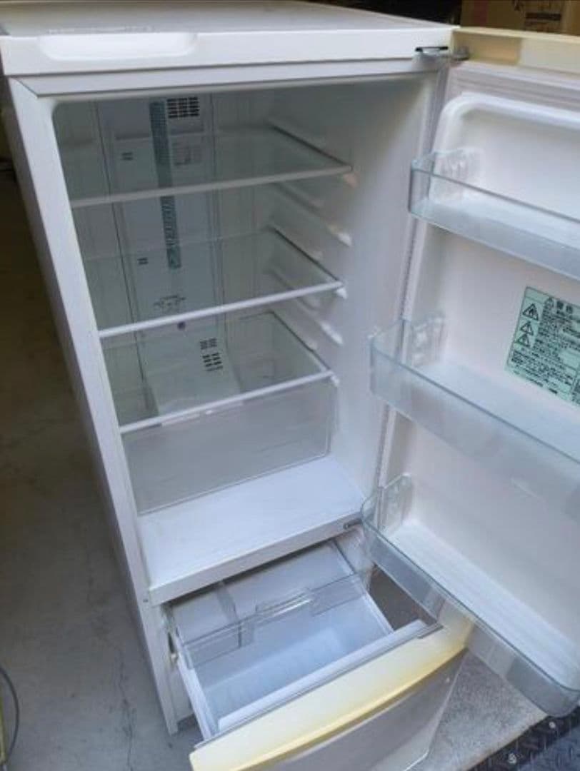 Panasonic 2ドア冷蔵庫 NR-8175W-W - メルカリ
