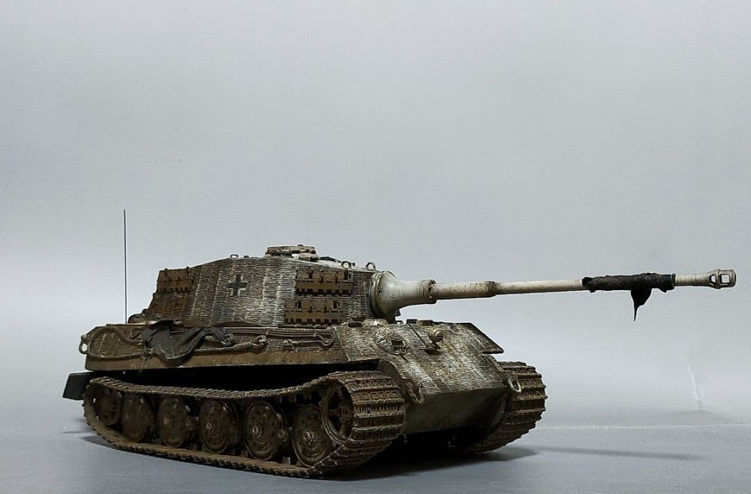 戦車模型の製作代行ページ タミヤ キングタイガー1/35 - メルカリ