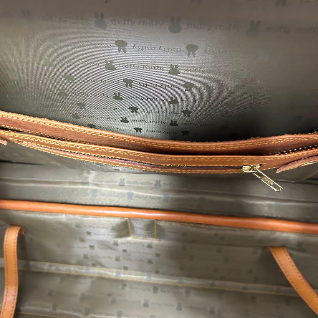 希少□ ミッフィー リーブス トランクケース 牛革 - メルカリ