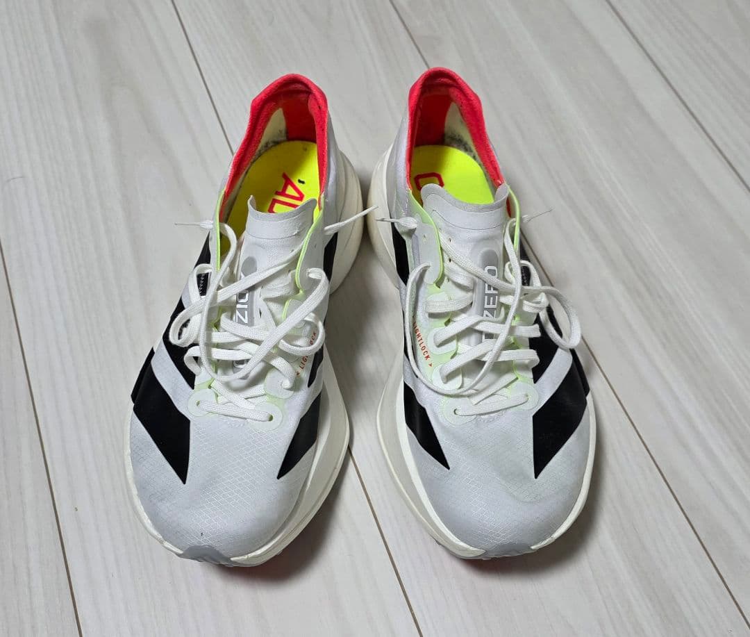 アディゼロ アディオスプロ4　25.5cm(メンズ)