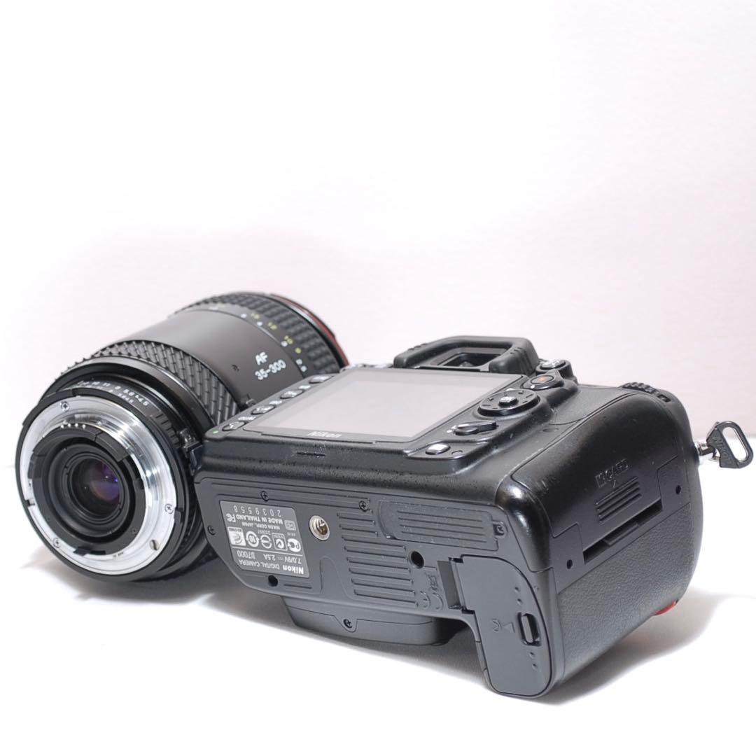 万能レンズ✨Nikon D7000✨春の旅行におすすめ✨バッテリー2個付き