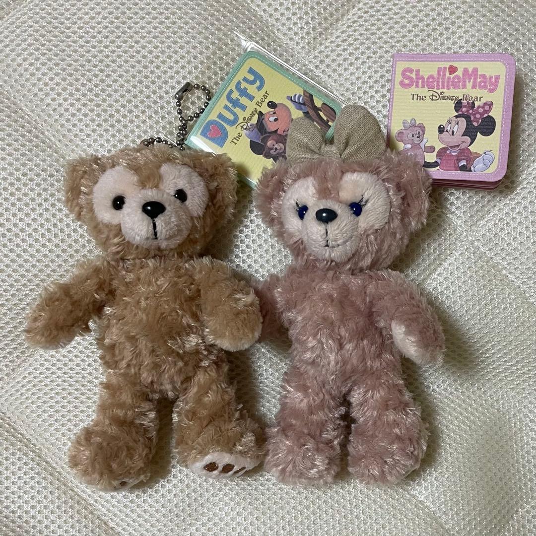 ダッフィー シェリーメイ 初代 ぬいぐるみバッジ 2個セット - メルカリ