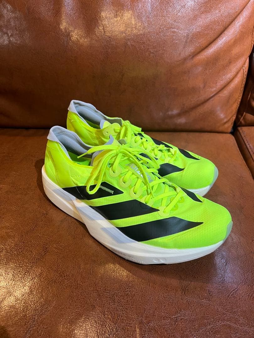 アディゼロタクミセン11 25.5cm