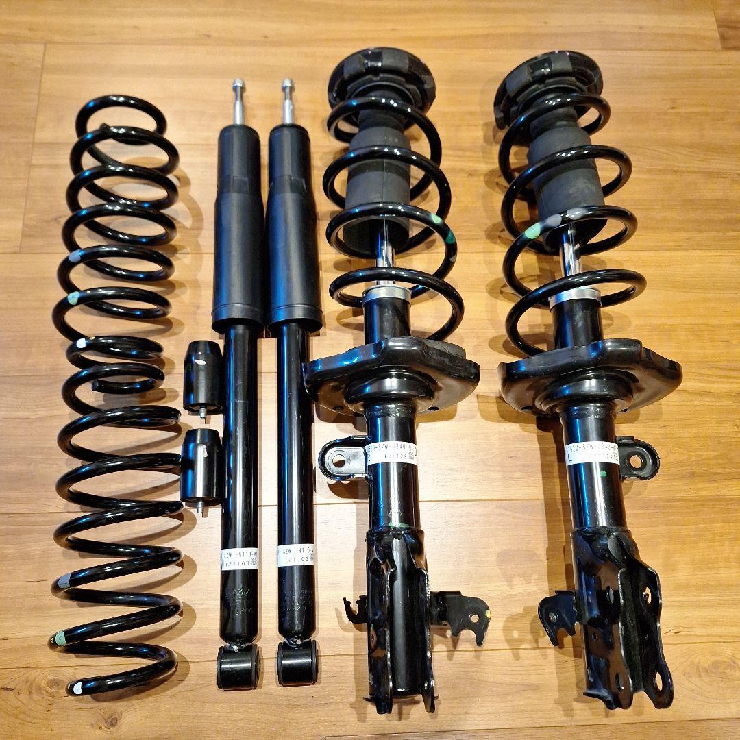 ステップワゴン RKシリーズ 純正サスペンションキット(アッパー