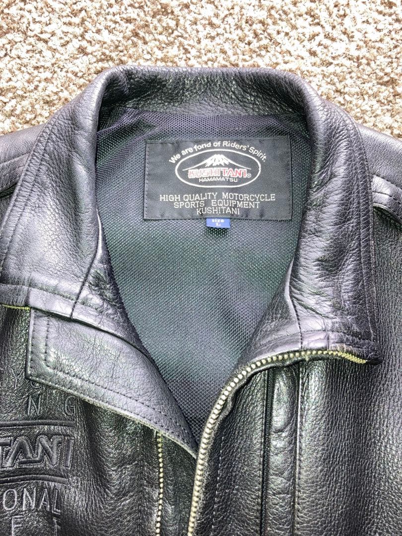 クシタニ 革ジャン黒 サイズL