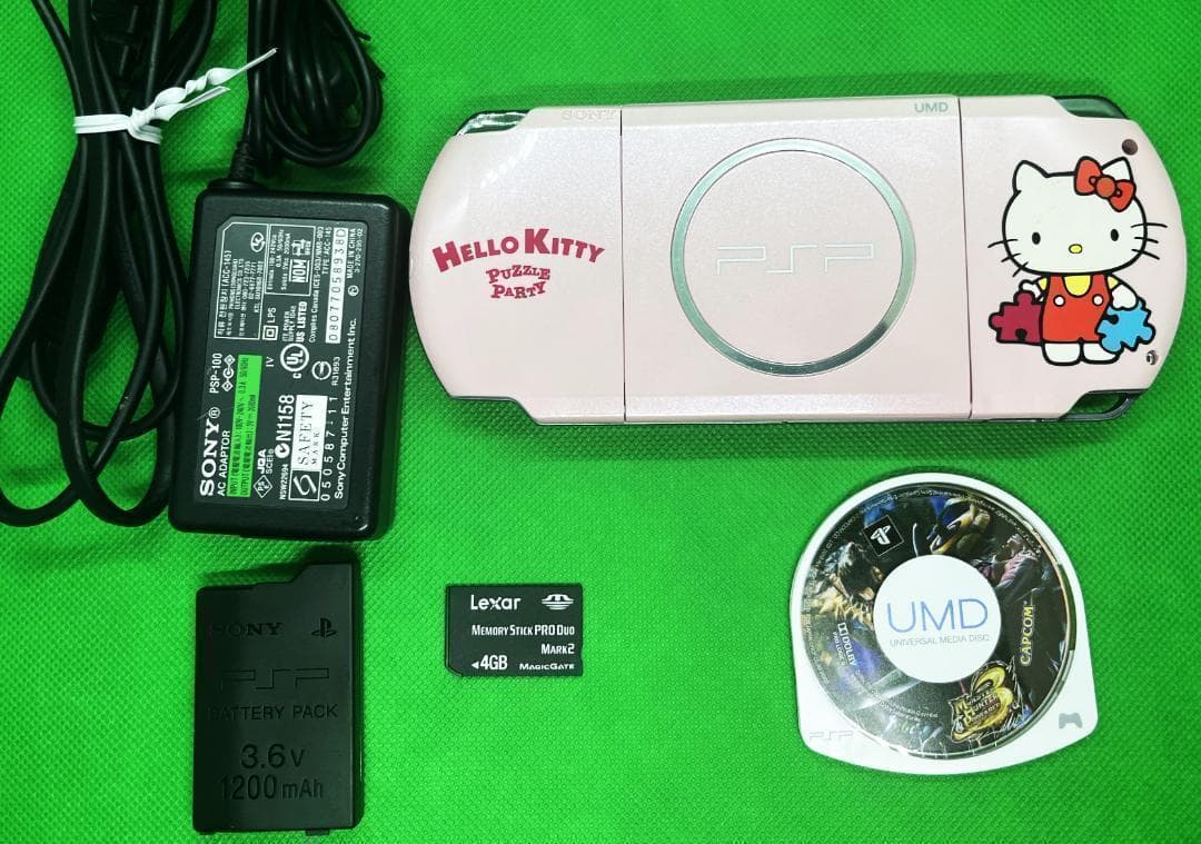PSP 3000 すぐ遊べるセット【美品・カスタム】ピンク SONY（ソニー） PSP 3000 本体 中古 付属品完備 ブロッサム・ピンク