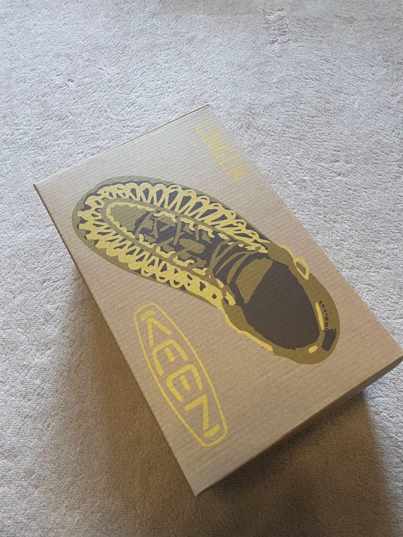 keen キーンユニークサンダル アストリア 23.5cm 黒　新品未使用