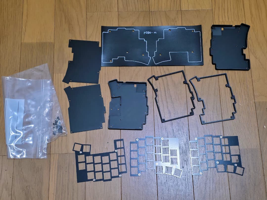 分割式キーボード roBaish-m-R/minimal-keysケース - メルカリ