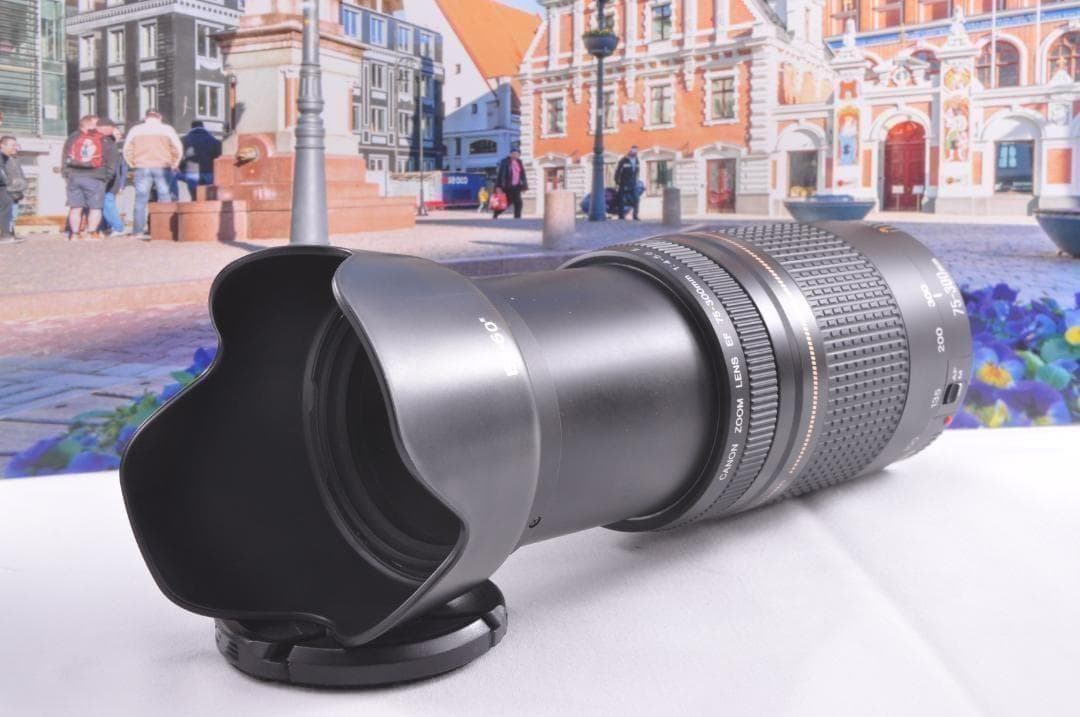 望遠レンズ Canon キヤノン 迫力の75-300mm レンズフード付き！ キヤノン（Canon） レンズフード 互換品 For ET-64II Canon EF 75