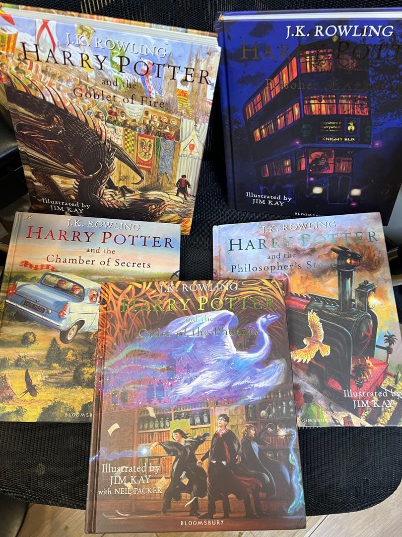 洋書Harry Potter : Illustrated Edition 5冊 Harry Potter Illustrated Editions Five-Book Set w/FREE Art Prints