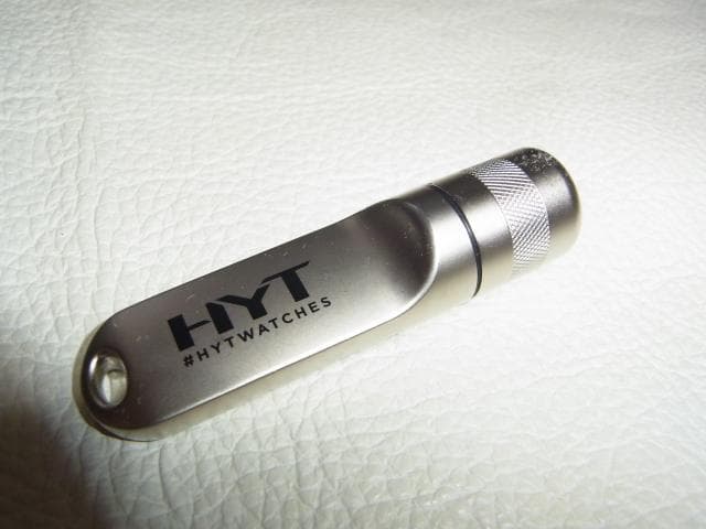 未使用 非売品◆HYT（エイチ・ワイ・ティー） ロゴ入り金属製ＵＳＢメモリ 未使用 非売品◇HYT（エイチ・ワイ・ティー） ロゴ入り金属製USB