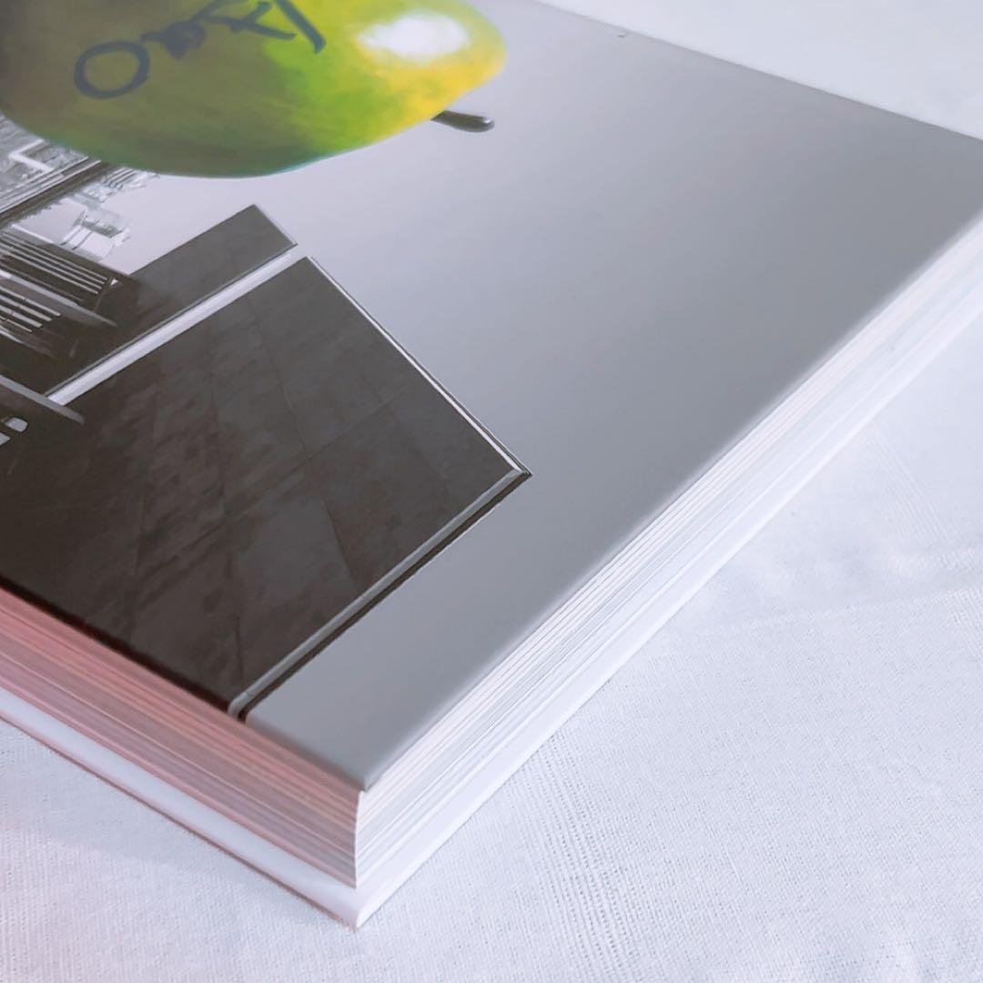 d*3様 安藤忠雄直筆ドローイング＆サイン本 TADAO ANDO YOUTHア - メルカリ