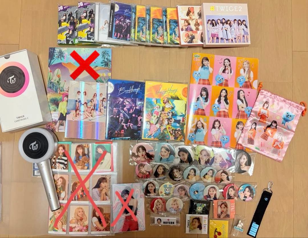TWICE グッズ まとめ売り（一枚目以降の写真もご覧ください） TWICE グッズ まとめ売り（一枚目以降の写真もご覧ください） twice