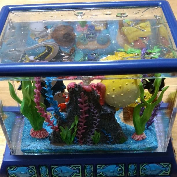 ファインディング・ニモ 水槽型オルゴール - メルカリ