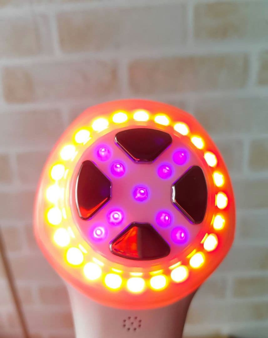 LED 美顔器SPTM 《APPB》 多機能　バイブ強弱有　　２回程使用