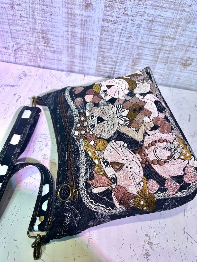 ロラライハリス♡ブラックハート柄デニム♡刺繍のふんわり軽量