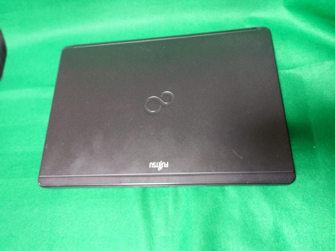 カーボン柄 WIN11 Core i7 2.1G　爆速256GB SSD DVD