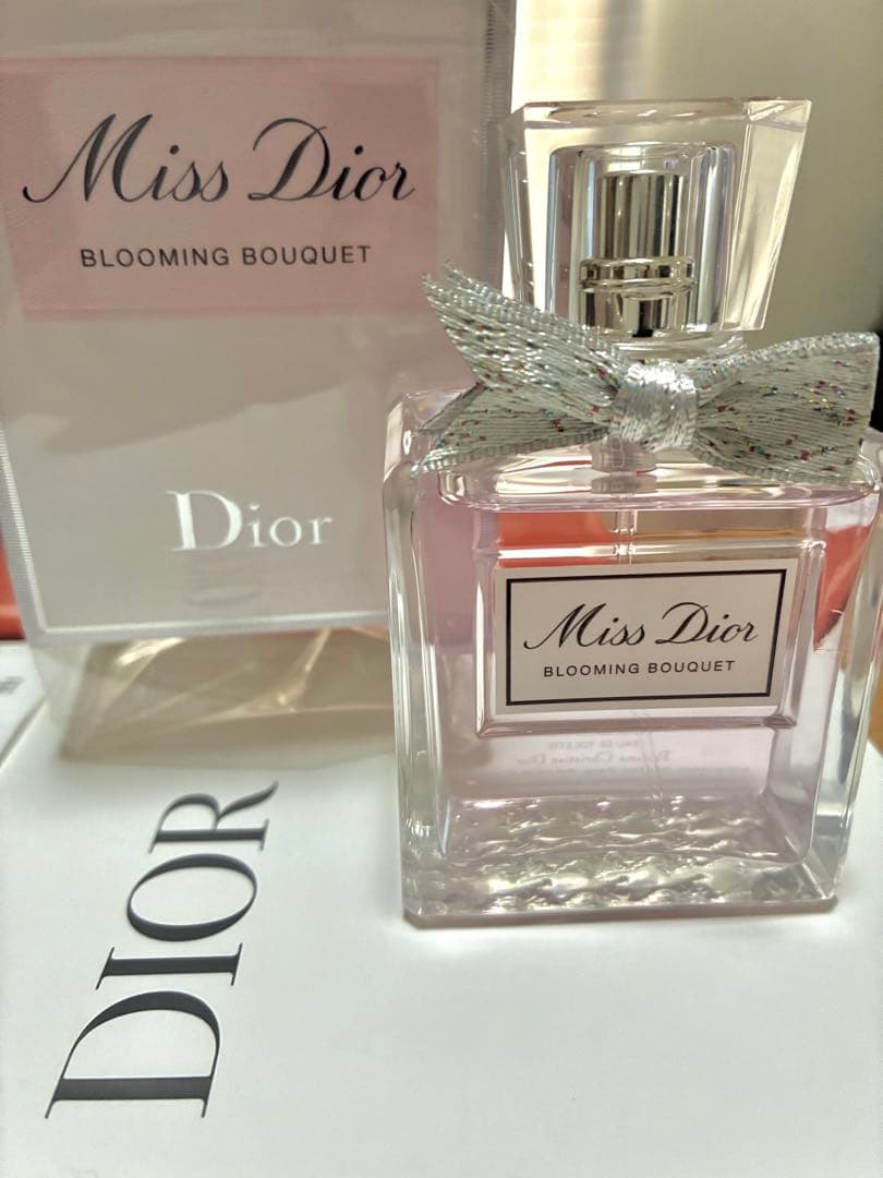 Miss Dior Blooming bouquetディオール MISS DIOR BLOOMING BOUDOIR | パルファン・クリスチャン・ディオール