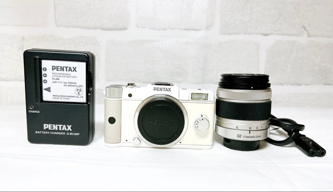 ⭐️奇跡　シャッター数:1回⭐️ PENTAX Q レンズキット 02 ホワイト Amazon | PENTAX ミラーレス一眼 Q 02ズームレンズキット ホワイト