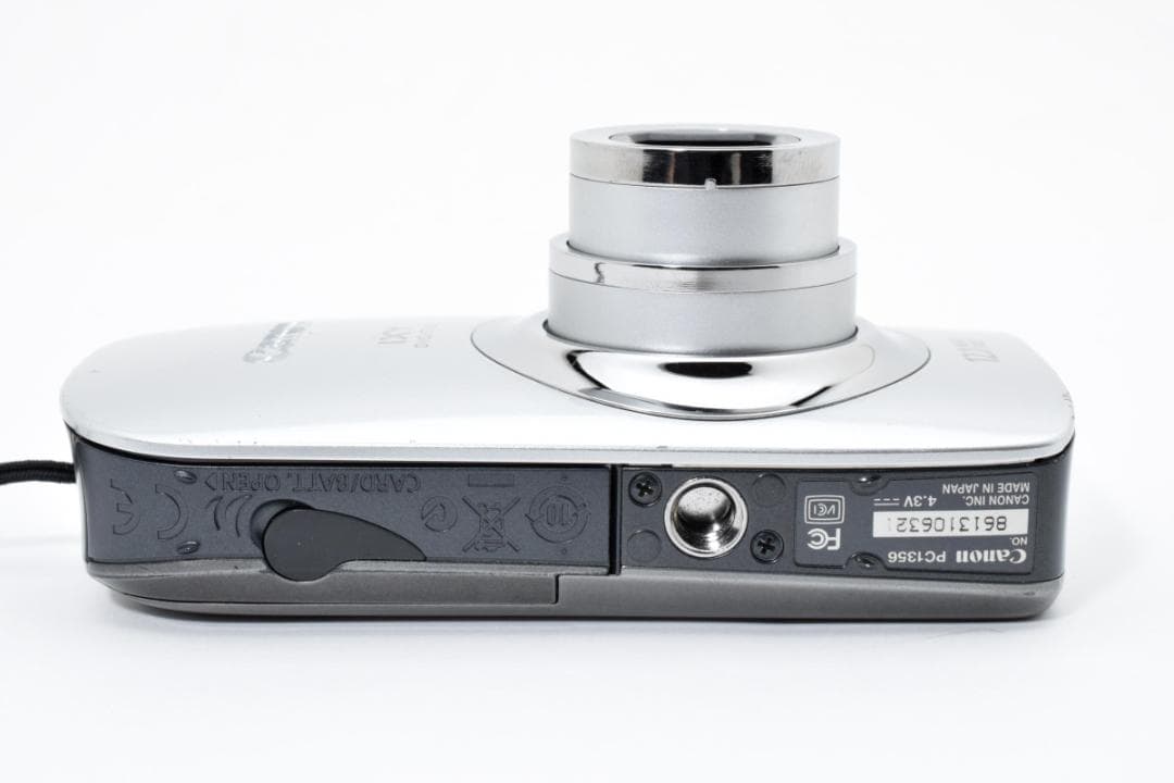 キヤノン　Canon IXY 510 IS シルバー 《動作確認済み》