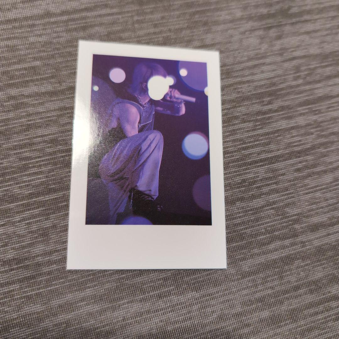 いれいす 実写チェキ 初兎 - メルカリ