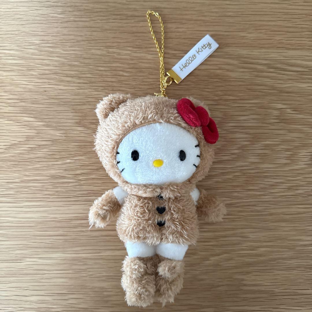 ハローキティ展 マスコットホルダー くまスーツ - メルカリ