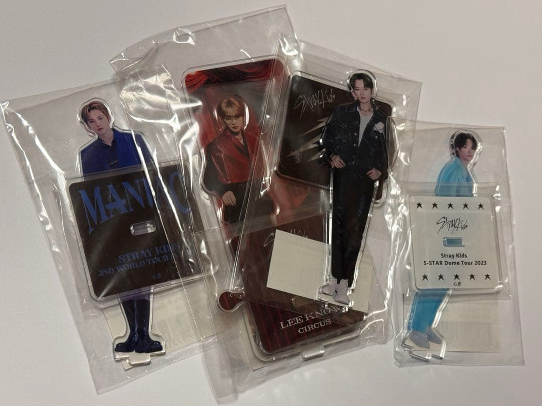 スキズ リノ アクリルスタンド アクスタ Stray kids - メルカリ