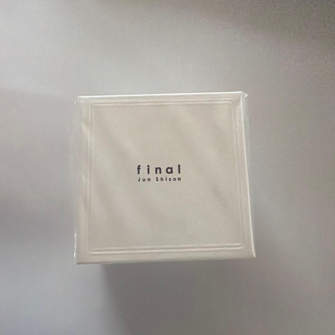 志尊淳 アニバーサリー写真集「final」FC限定版 9号 指輪 志尊淳アニバーサリー写真集「final」FC限定版 | S.S.Jオンラインショップ