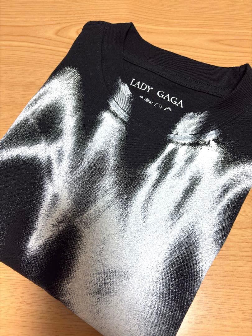 新品未使用】レディガガ Mayhem Ball Vanish Tシャツ M - メルカリ