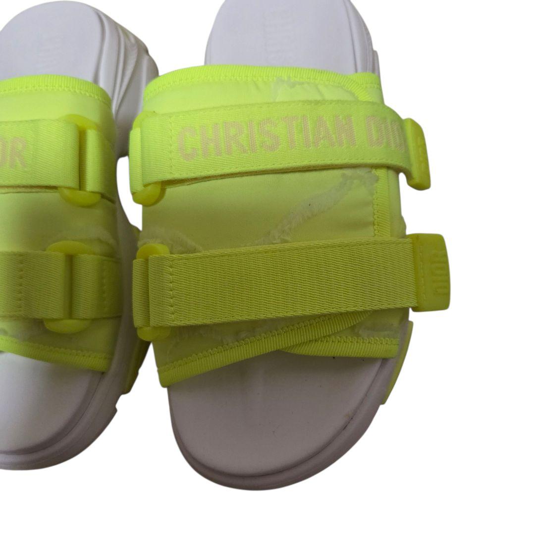 新品同様 クリスチャンディオール　バックルサンダル 22年モデル 23.5cm