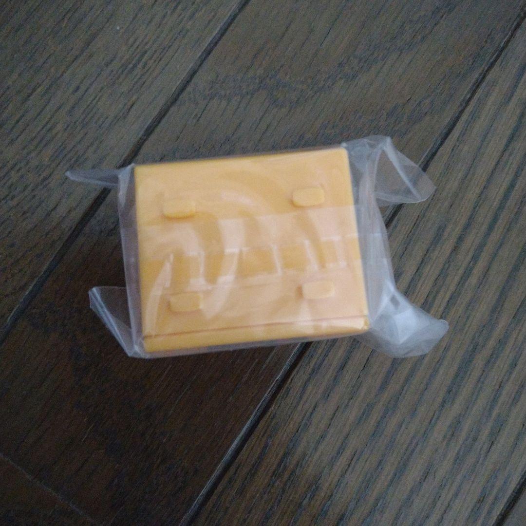 ゆず ガチャ 図鑑 チェスト 黄色 - メルカリ