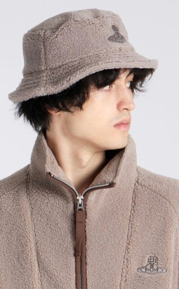 ✨新品✨Vivienne Westwood MAN バケットハット グレー - メルカリ