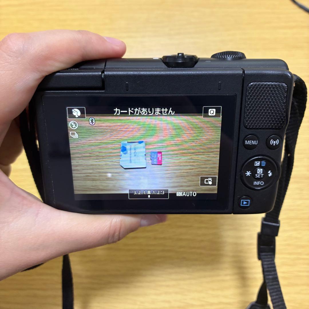 さぴたん☆様専用Canon EOS M100ミラーレスカメラ 本体 SDカード付