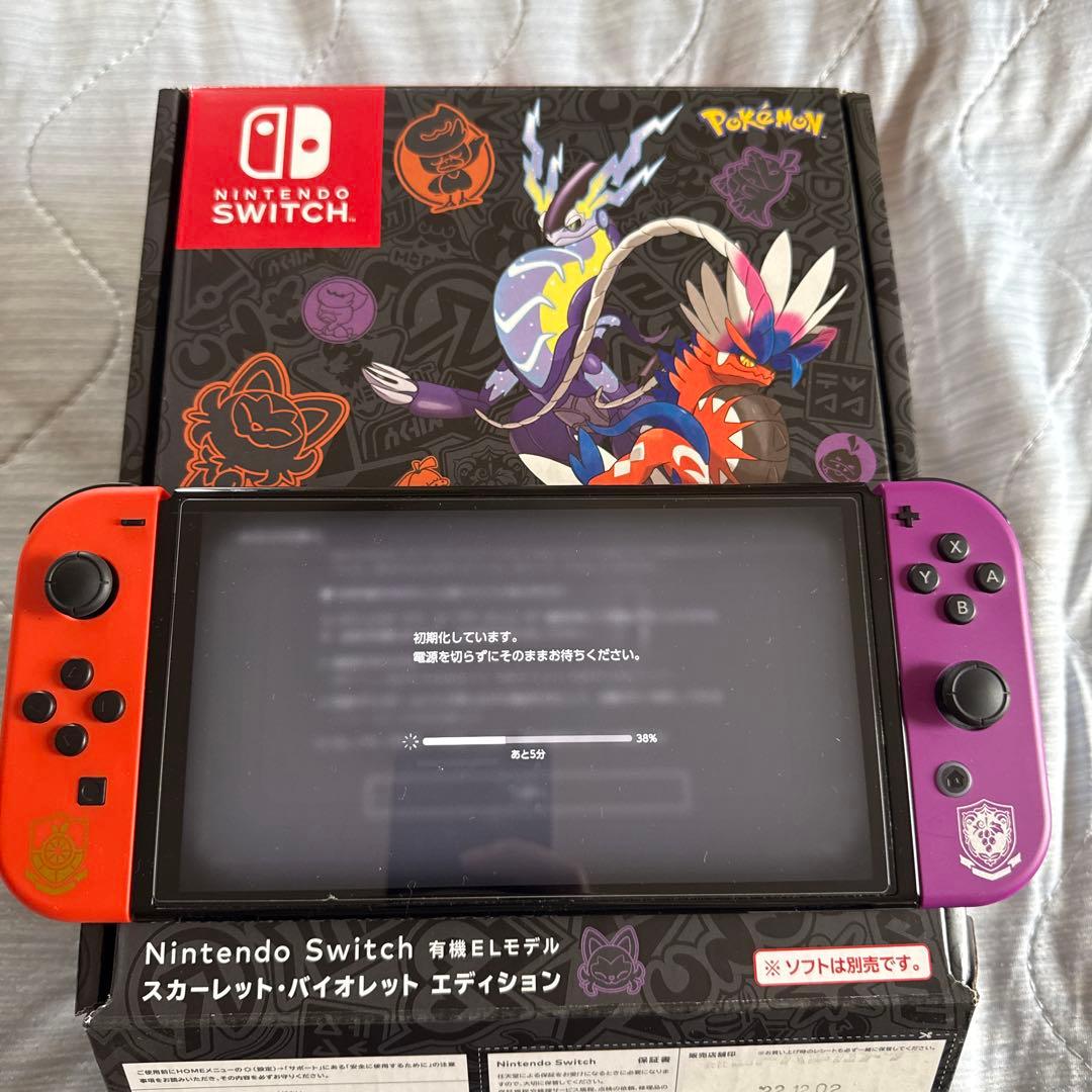 Switch Nintendo Switch 有機ELモデル　ポケモン Amazon.co.jp: Nintendo Switch(有機ELモデル) スカーレット